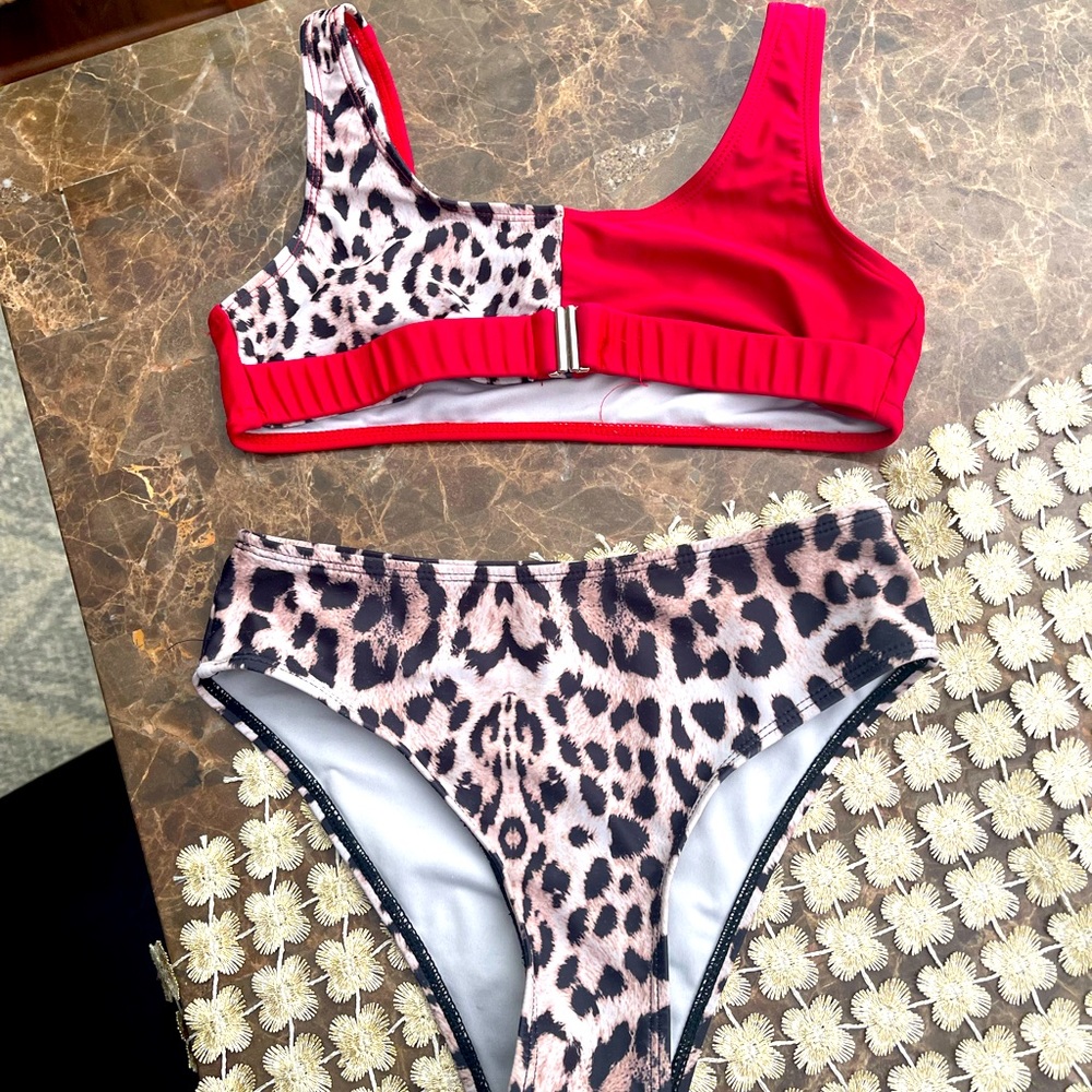 Shein Girls Swimsuit